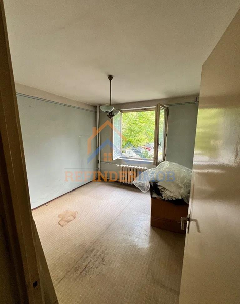 Berceni, apartament 3 camere de vanzare.